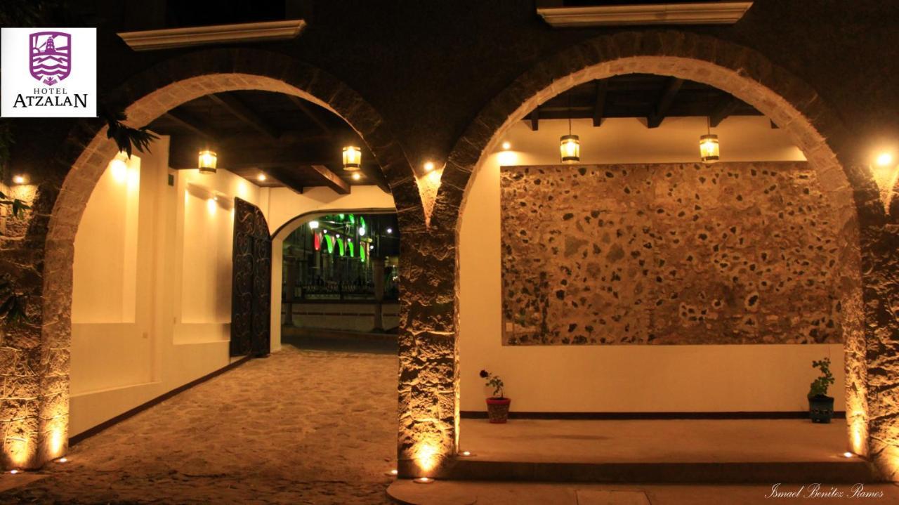 Hotel Atzalan Exterior photo